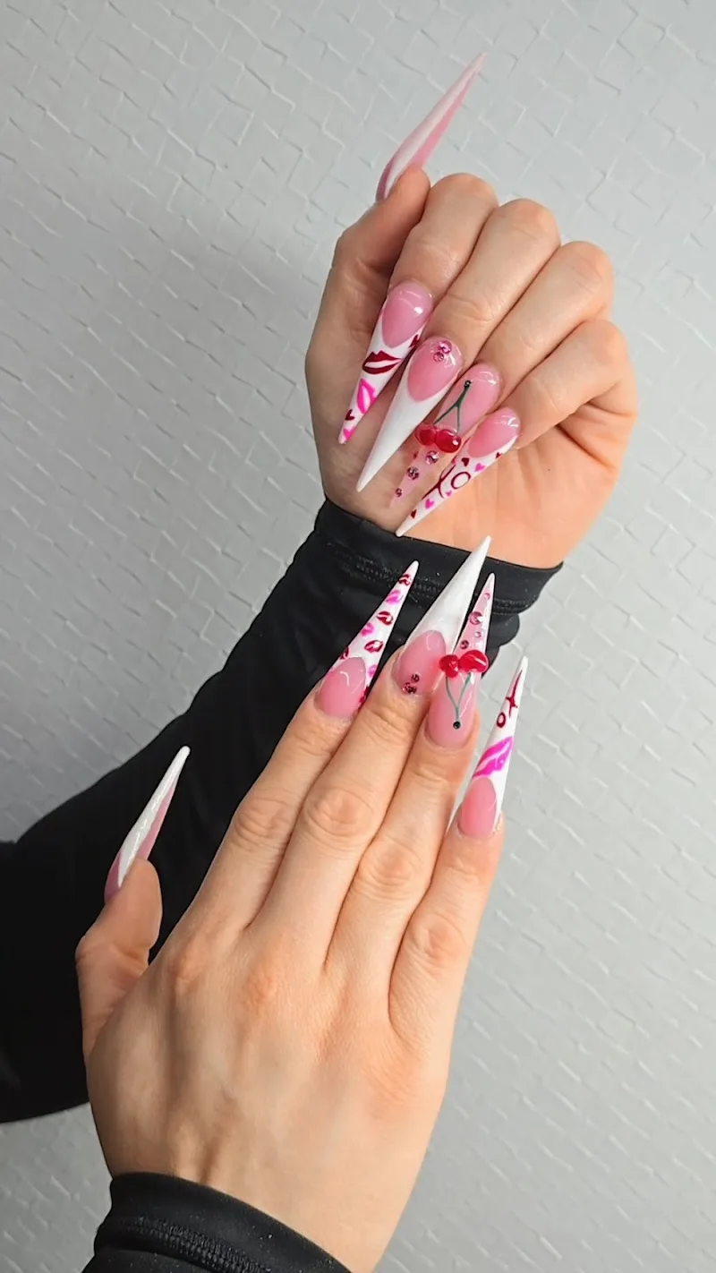 Scarlet Beauty salon